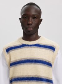 STRIBET STRIK VEST, Bright Cobalt, highres