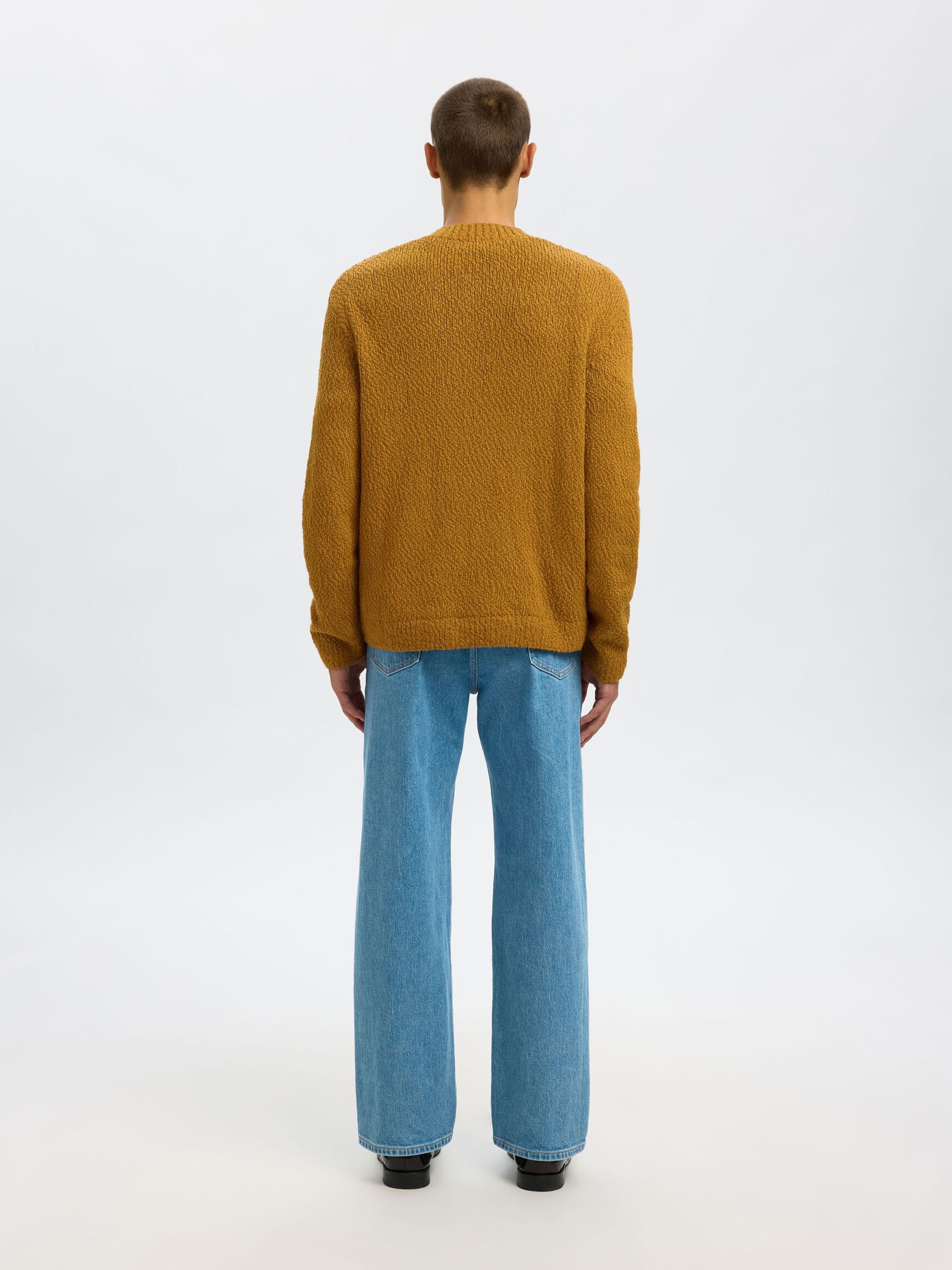 100% COTTON V-NECK JUMPER, Golden Brown, highres