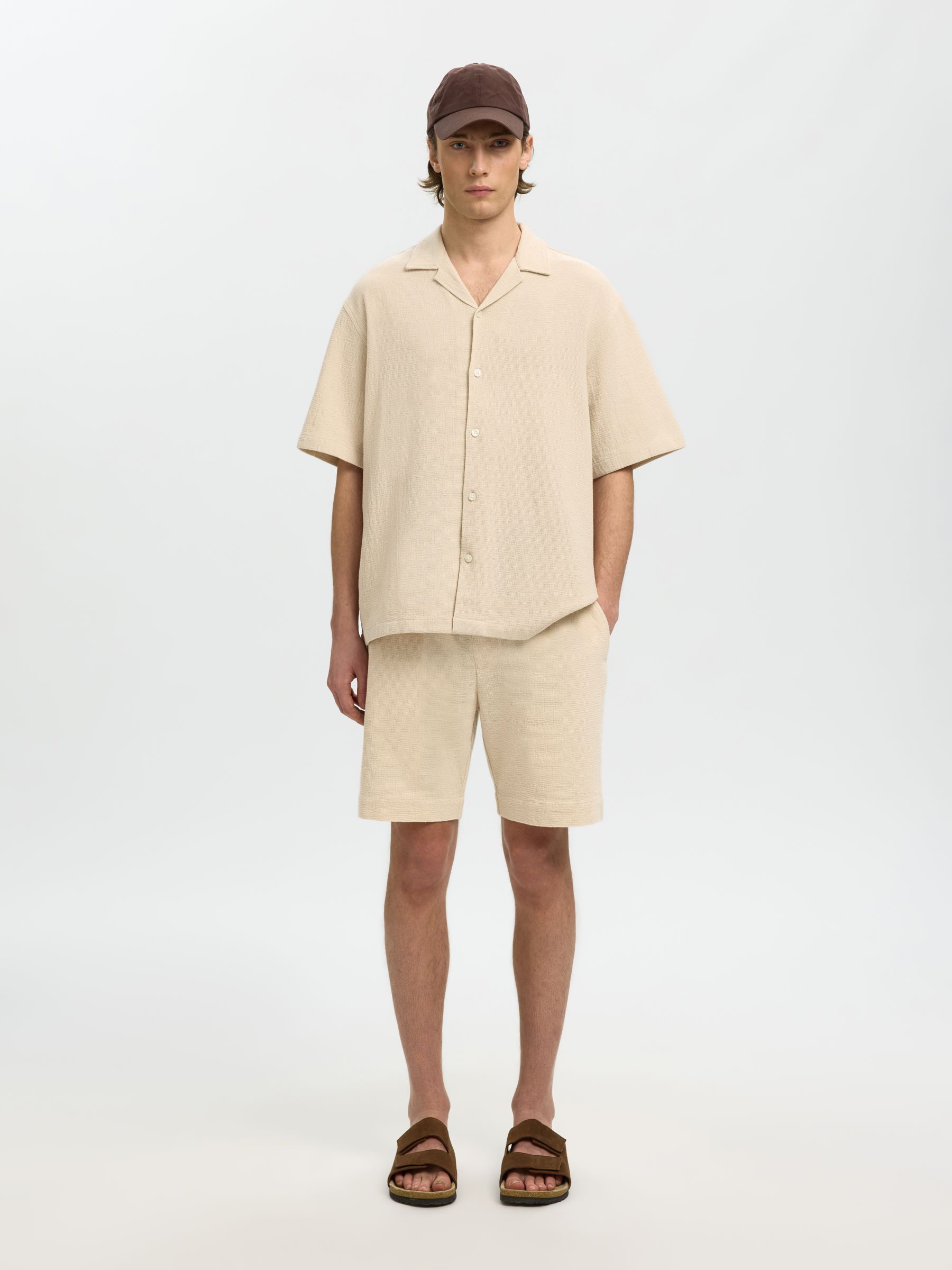 REGULAR FIT SHORTS, Oatmeal, highres