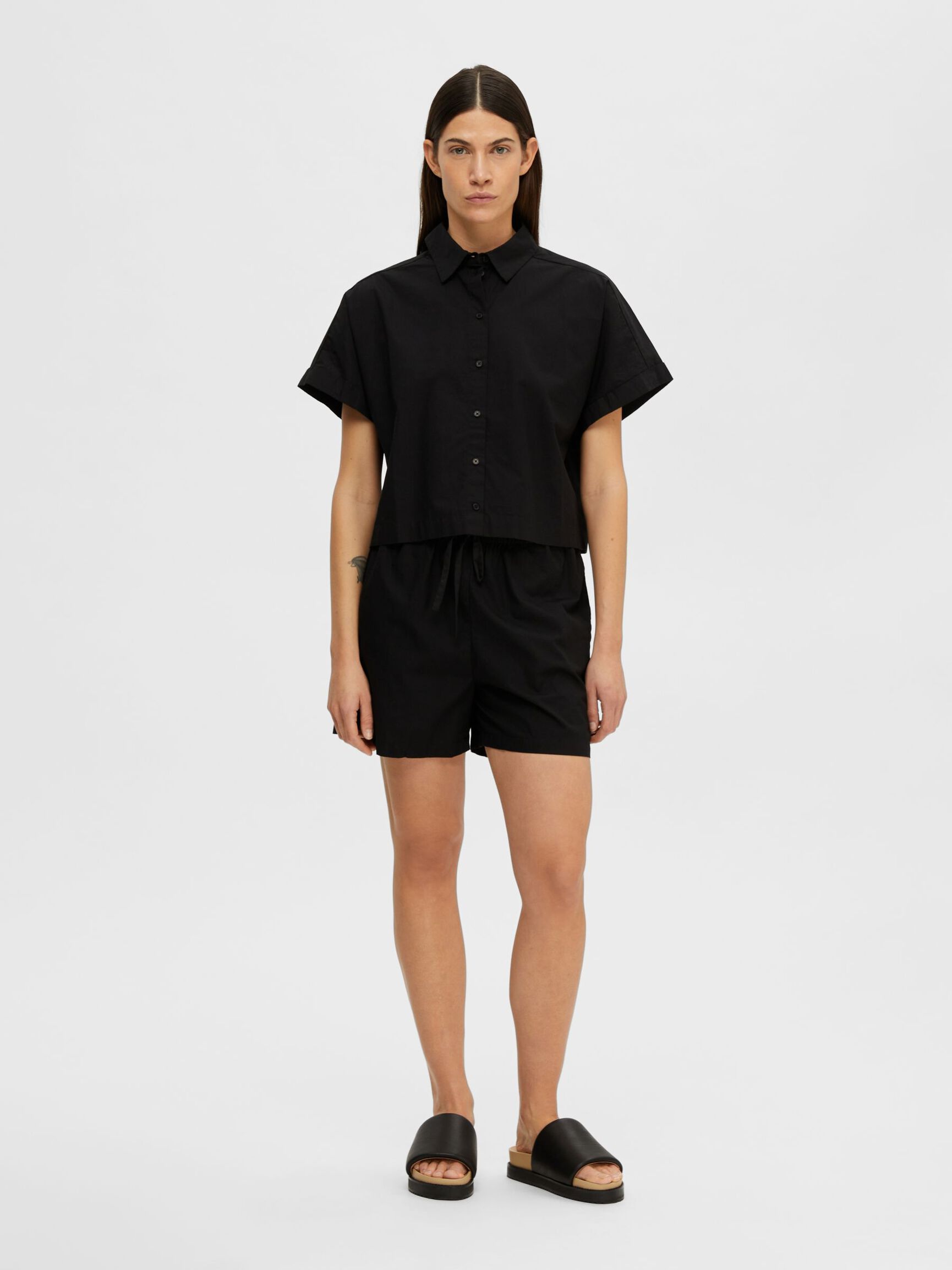 BAUMWOLL SHORTS, Black, highres