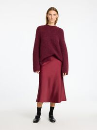 SATIJN MIDDELLANGE ROK, Zinfandel, highres