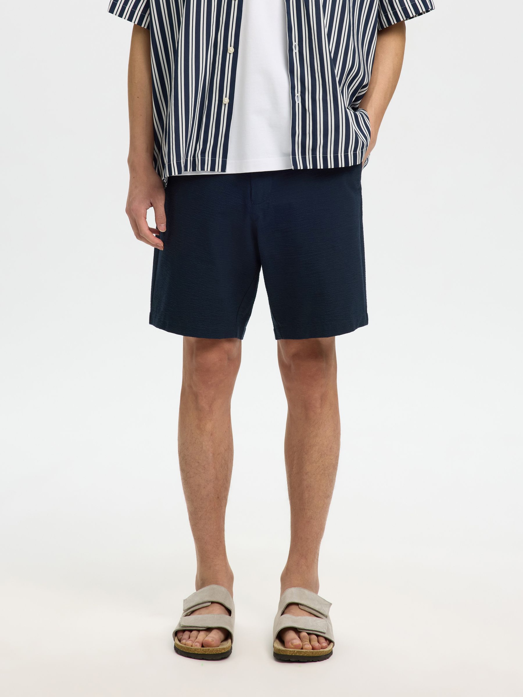 SEERSUCKER SHORTS, Sky Captain, highres