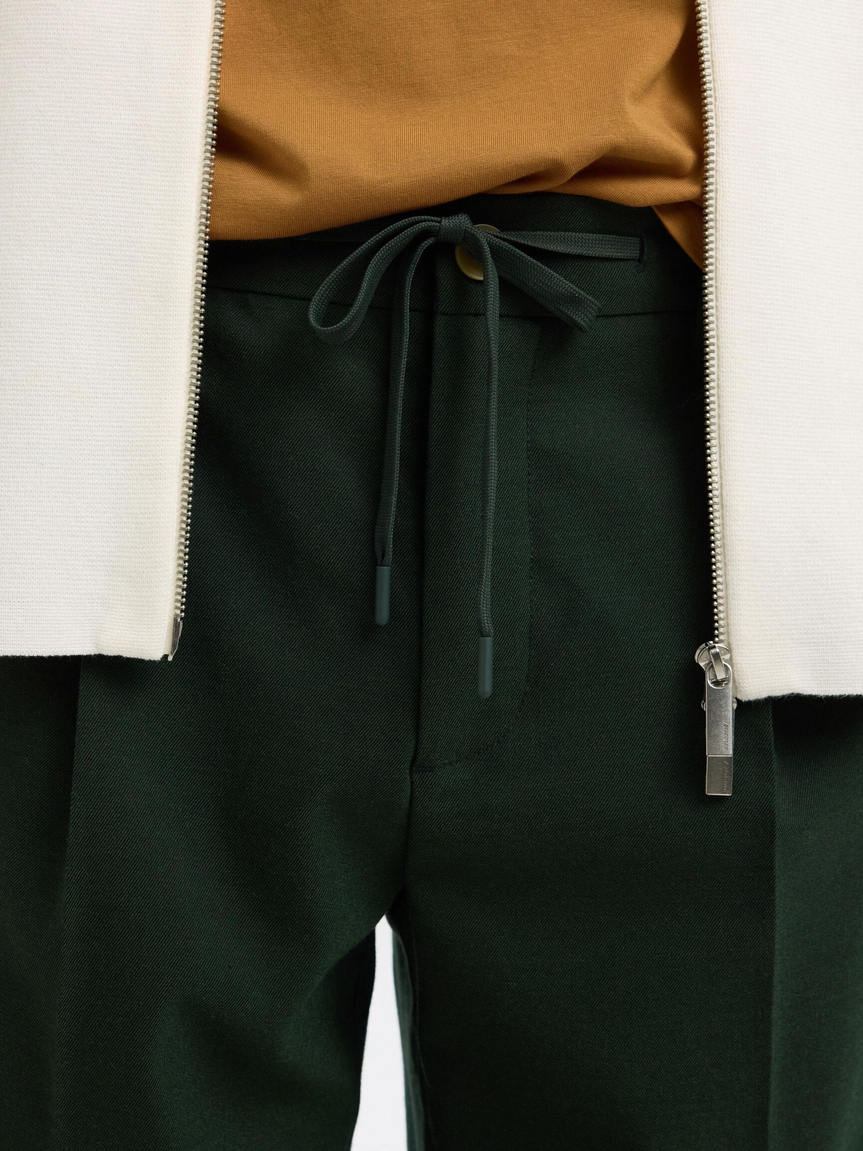 VISCOSE BLEND PLEATED TROUSERS, Deep Forest, highres