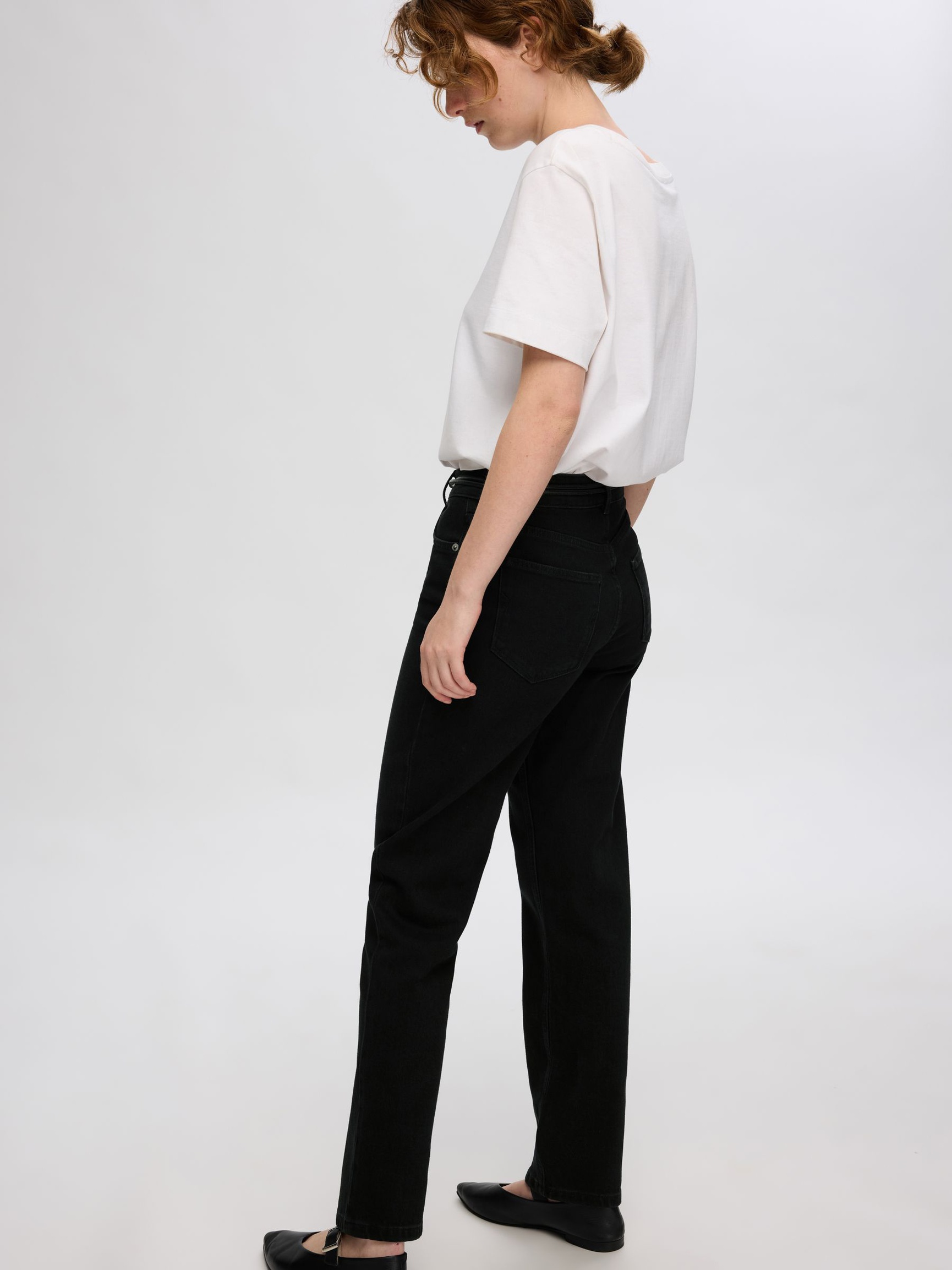 SCHWARZE STRAIGHT FIT JEANS, Black, highres