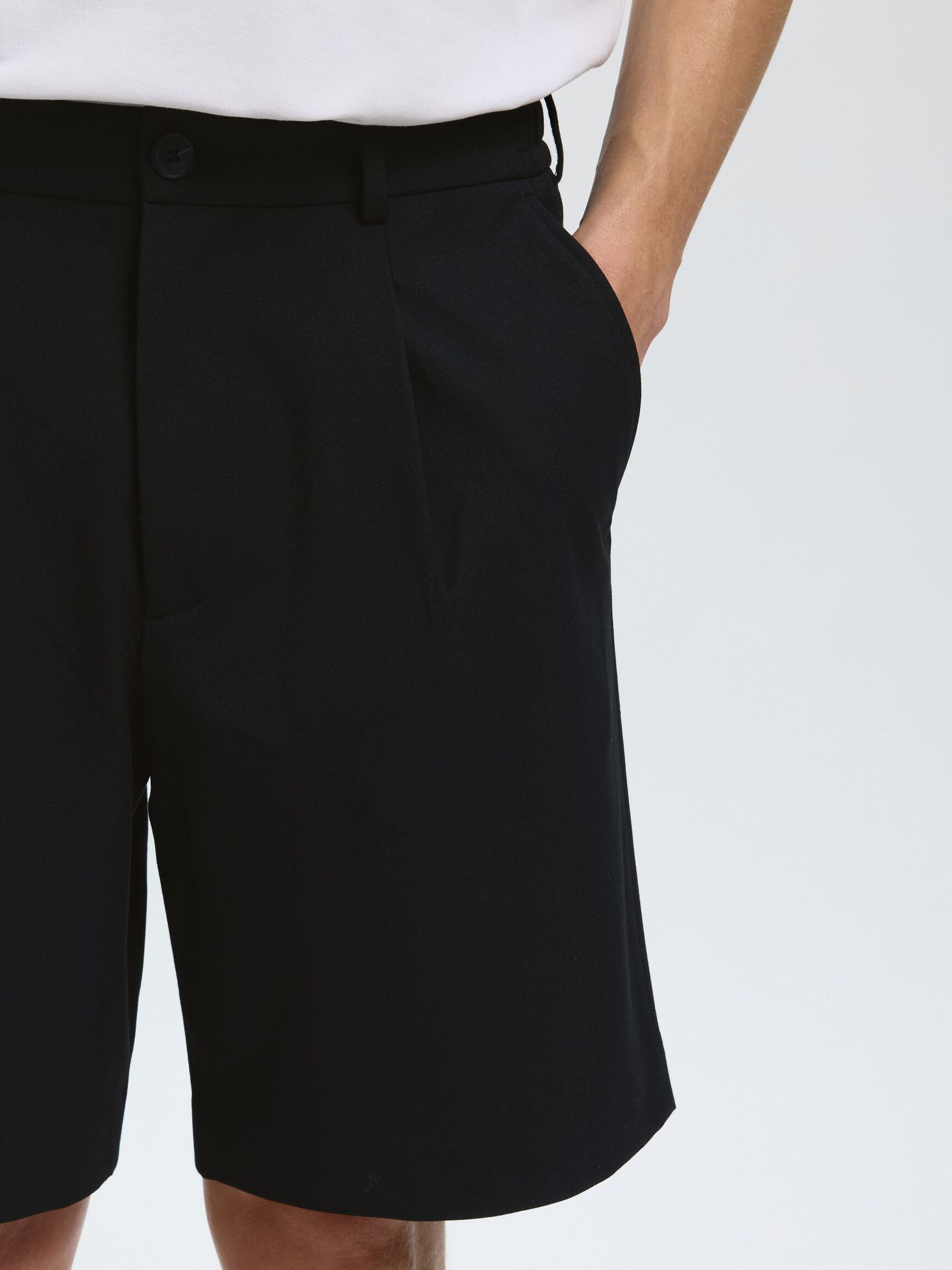 REGULAR FIT SHORTS, Black, highres