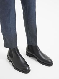 LEATHER CHELSEA BOOTS, Black, highres
