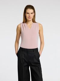 PRENDA SIN MANGAS TOP DE CUELLO EN PICO, Bleached Mauve, highres