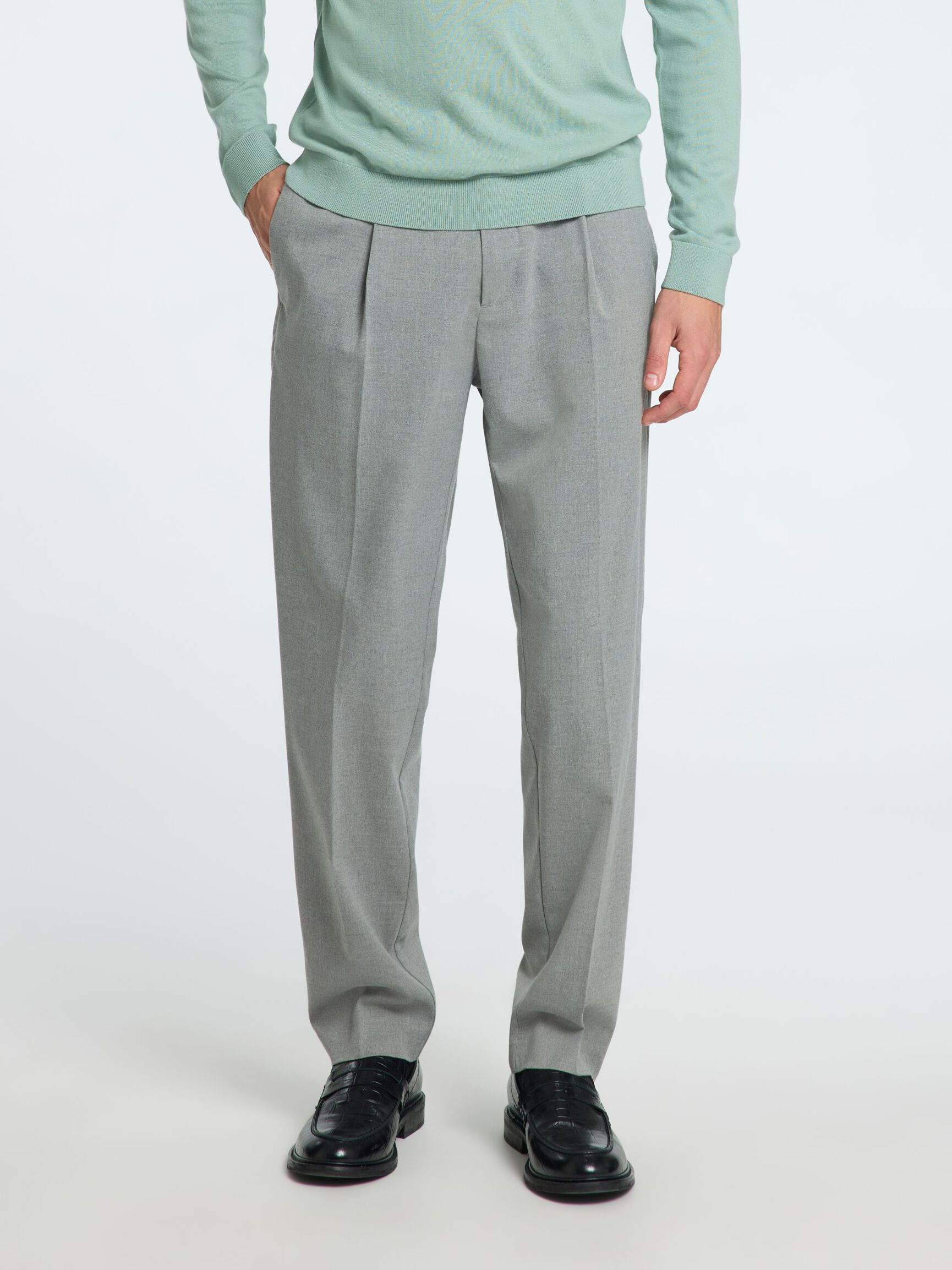 VISCOSE BLEND PLEATED TROUSERS, Medium Grey Melange, highres