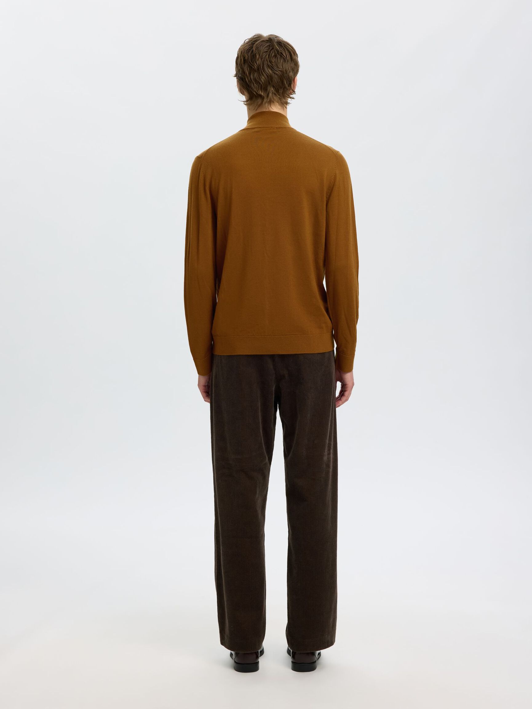 SWETER Z KRÓTKIM ZAMKIEM, Monks Robe, highres