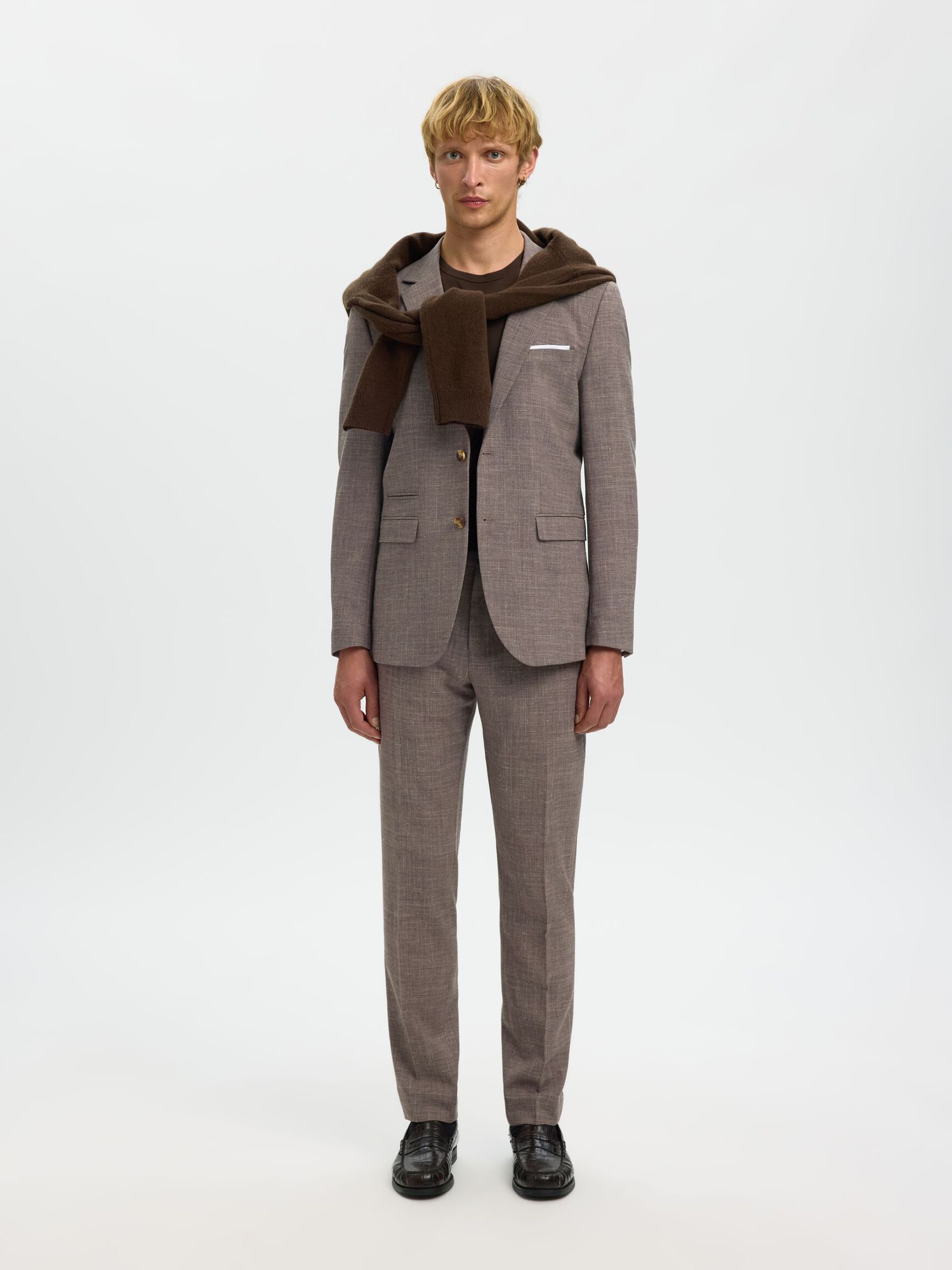 PUVUN HOUSUT, Dark Sand Melange, highres