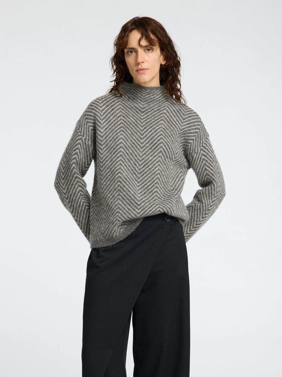Selected HERRINGBONE WOOL BLEND JUMPER, Medium Grey Melange, highres - 16096952_MediumGreyMelange_1169756_003.jpg