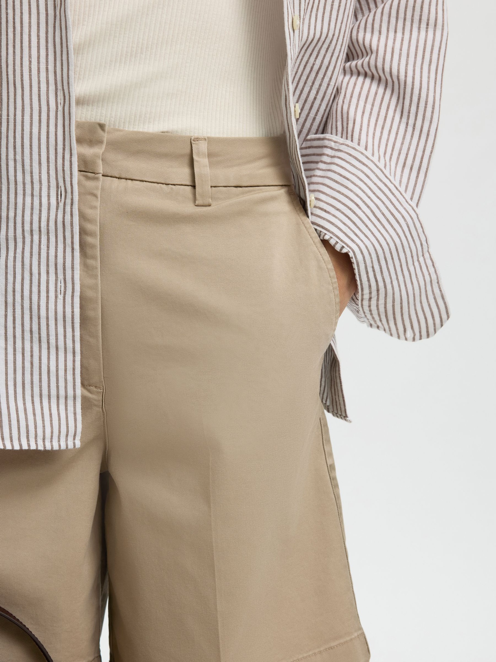 WIDE FIT KATOEN SHORTS, Greige, highres