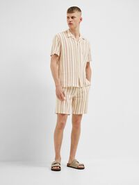 BAUMWOLL SHORTS, Egret, highres