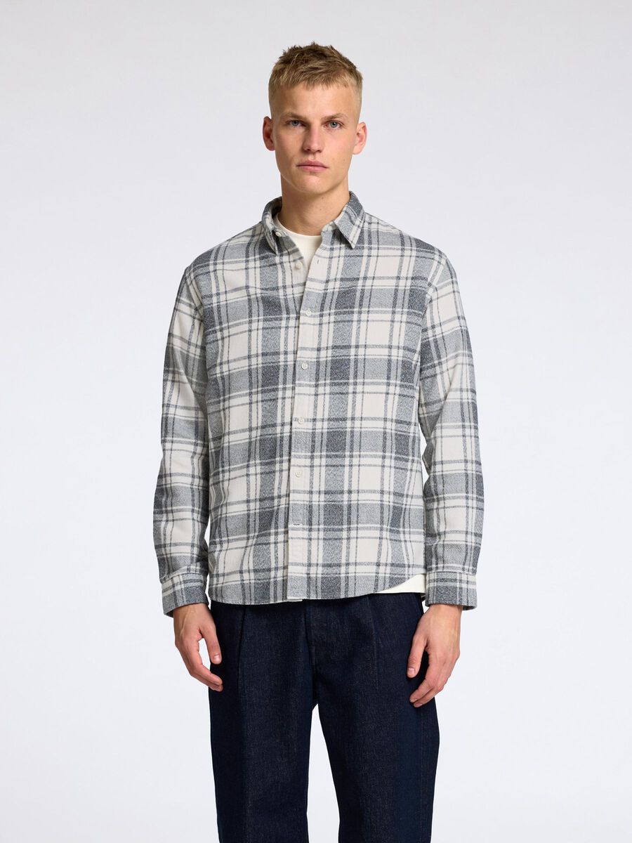 Selected LONG SLEEVED FLANNEL SHIRT, Egret, highres - 16095733_Egret_1143968_003.jpg