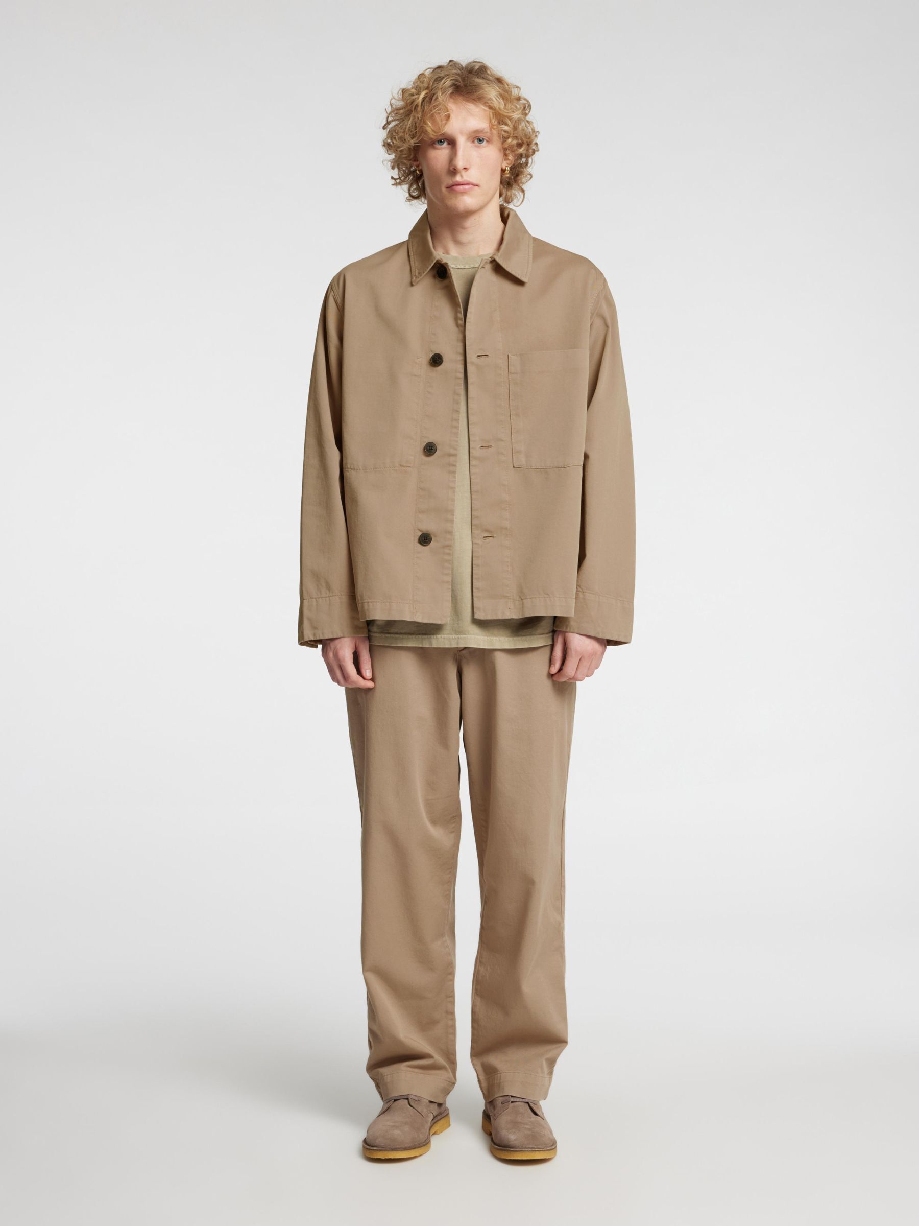 LÖS PASSFORM CHINOS, Weathered Teak, highres