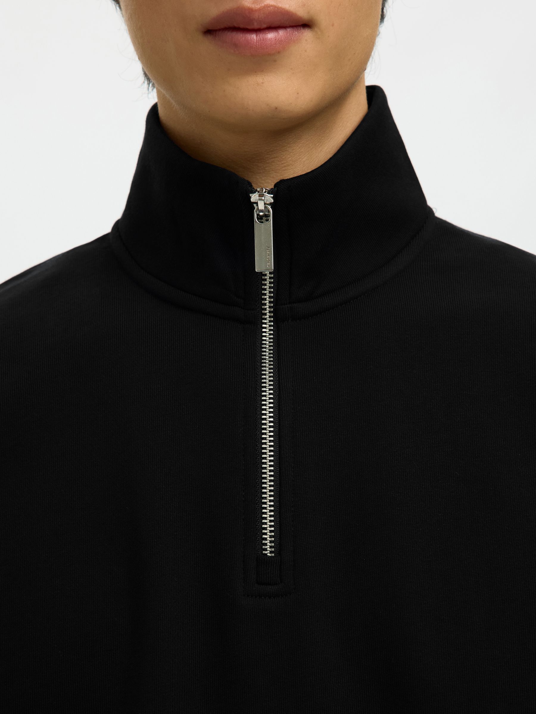 HALF ZIP SWEATSHIRT, Black, highres