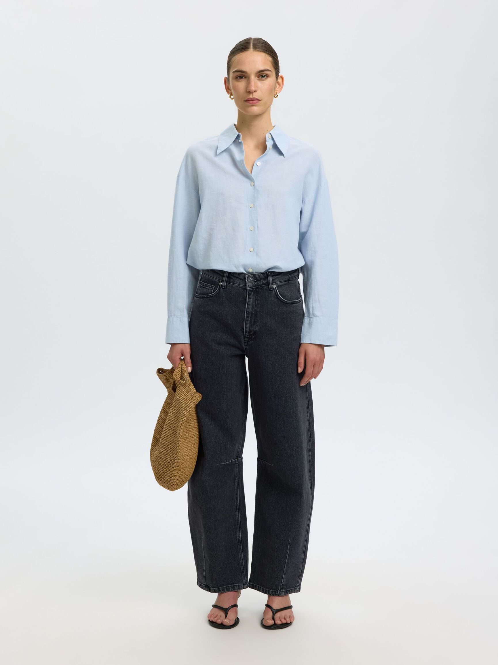 MID-WAIST BARREL FIT JEANS, Medium Grey Denim, highres