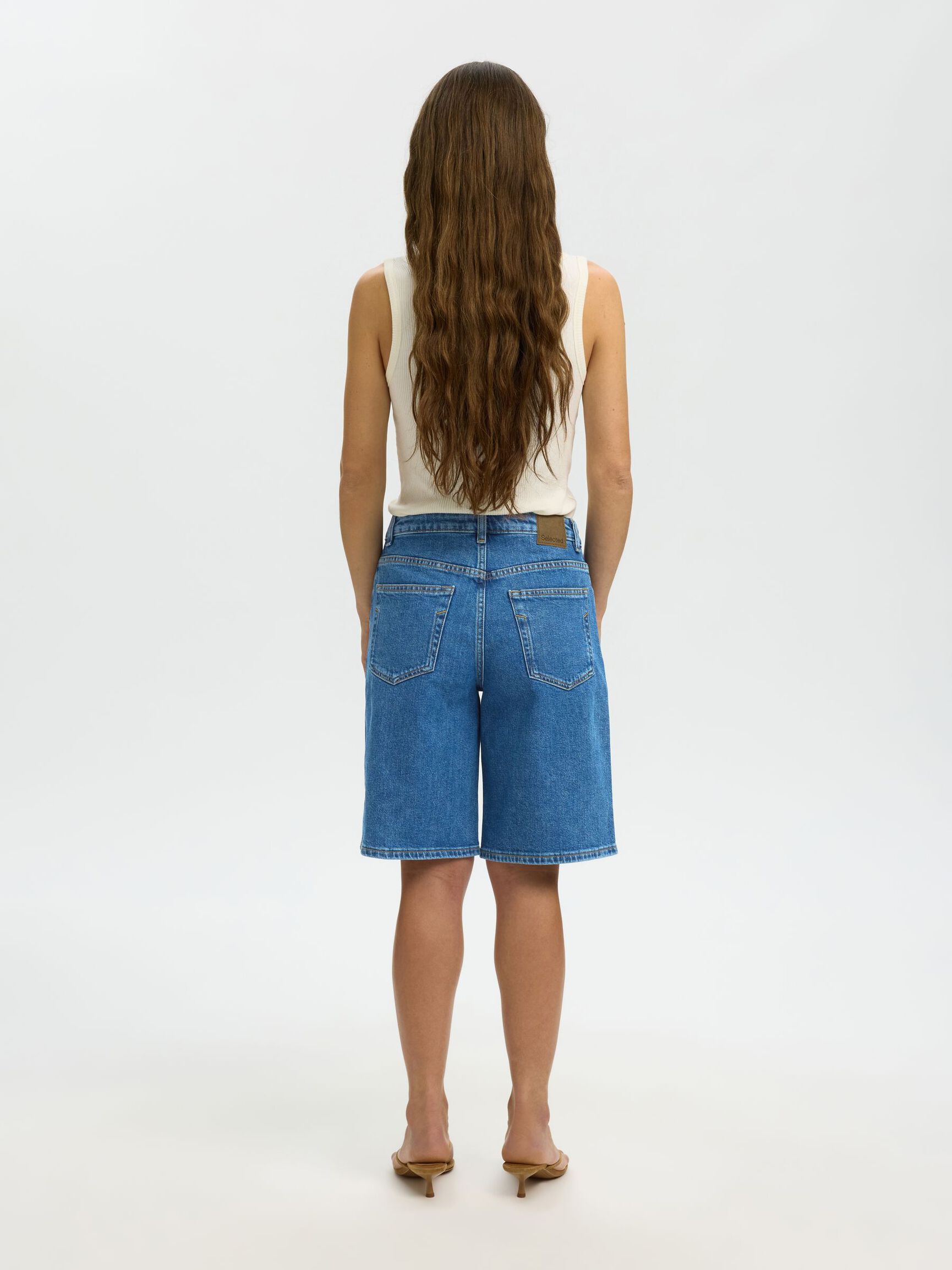 MID WASH DENIM SHORTS, Medium Blue Denim, highres