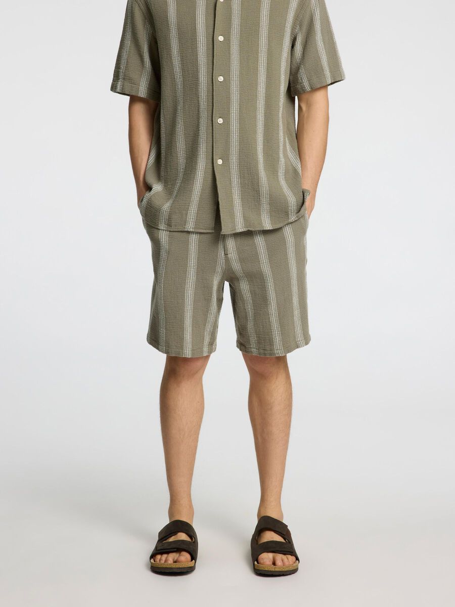 Selected STRIPED COTTON SHORTS, Vetiver, highres - 16091289_Vetiver_1165884_003.jpg
