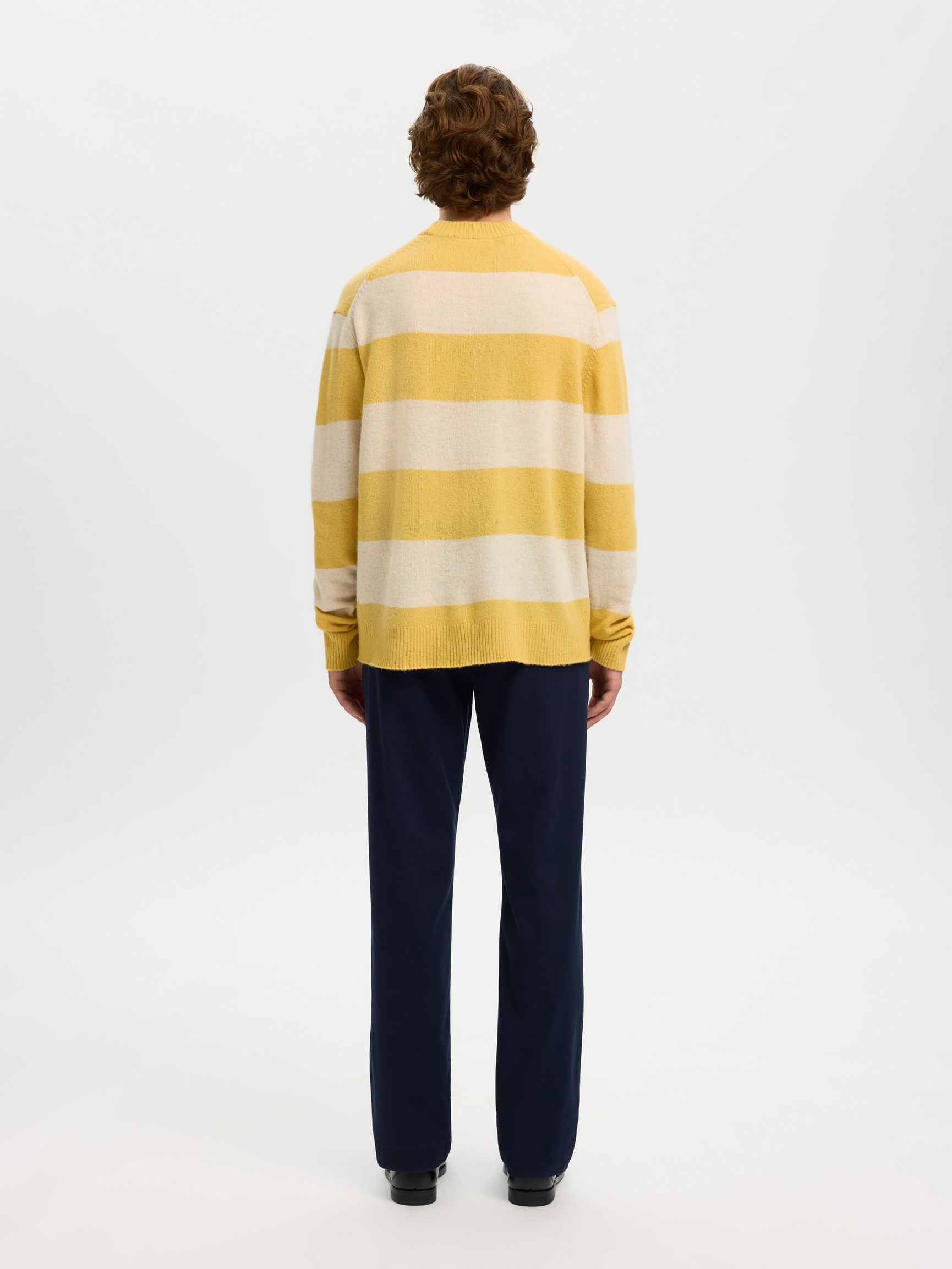 100% WOL PULLOVER MET RONDE HALS, Ochre, highres