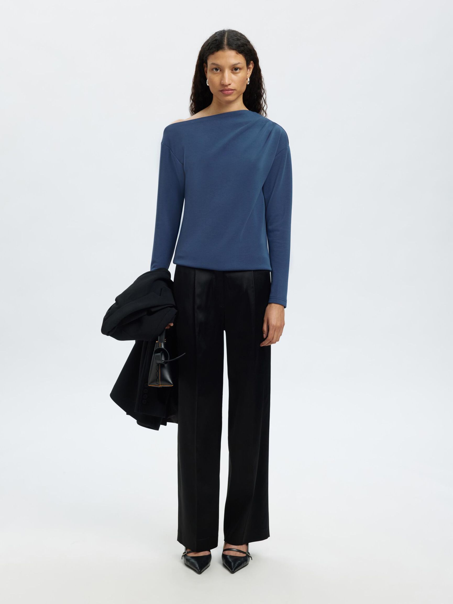 LANGE MOUWEN OFF-SHOULDER TOP, Key Largo, highres