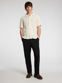 DISEÑO CLÁSICO PANTALONES DE CORTE TAPERED, Black, highres