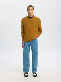 100% COTTON V-NECK JUMPER, Golden Brown, highres