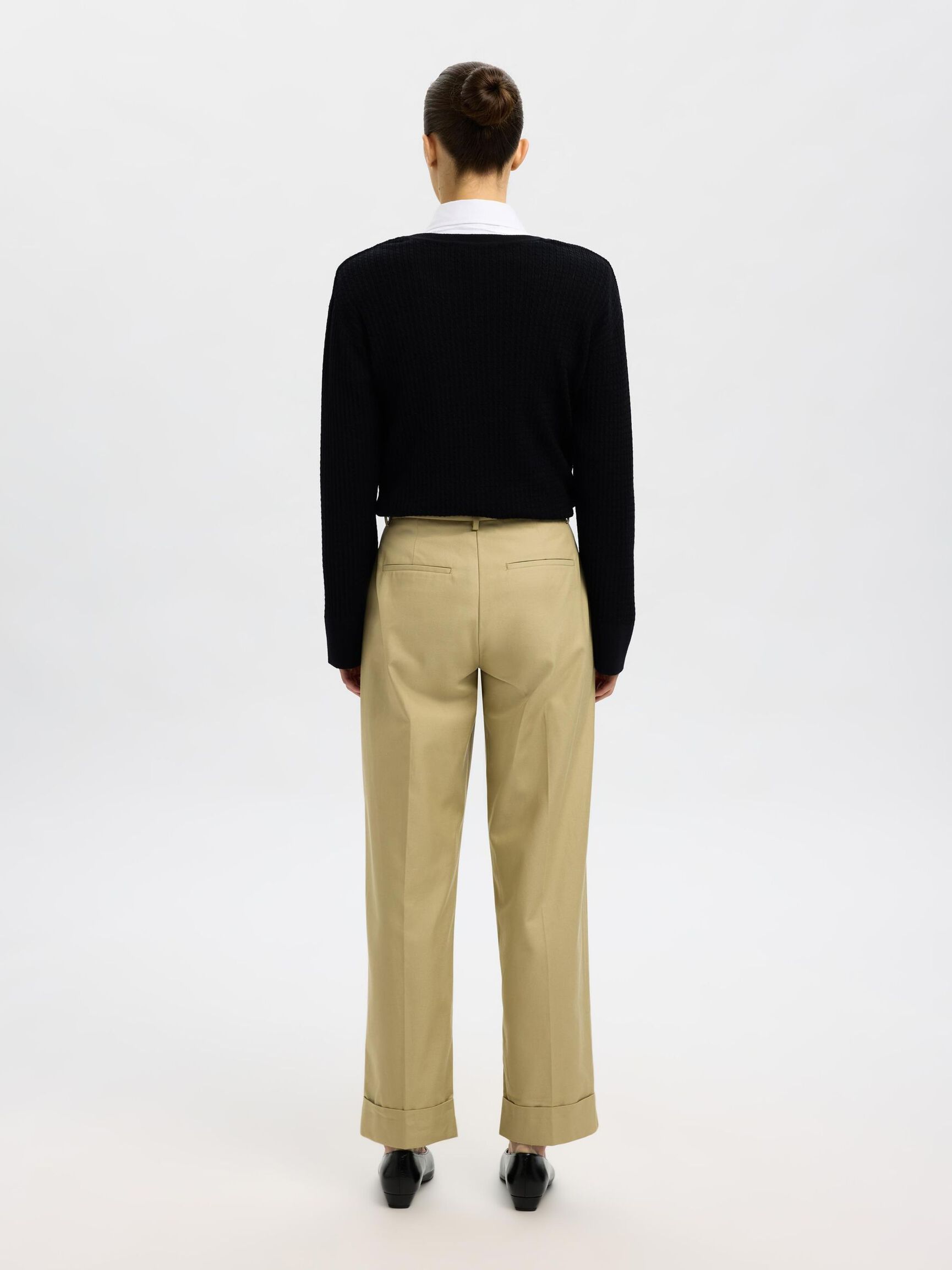 100% MERINO V-NECK JUMPER, Black, highres