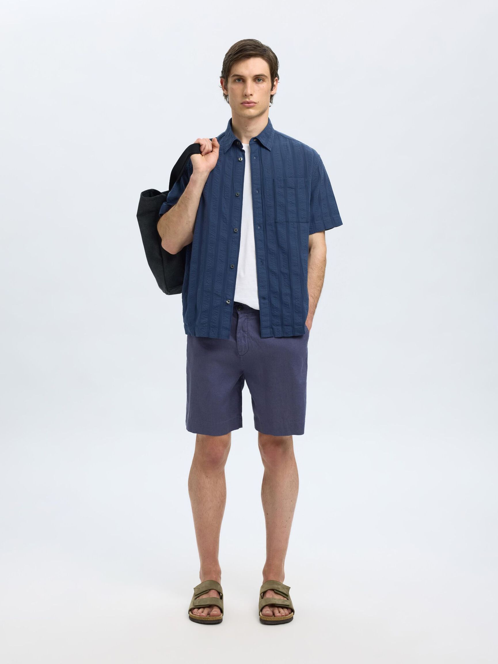 LOOSE FIT LINEN-BLEND SHORTS, Oceana, highres