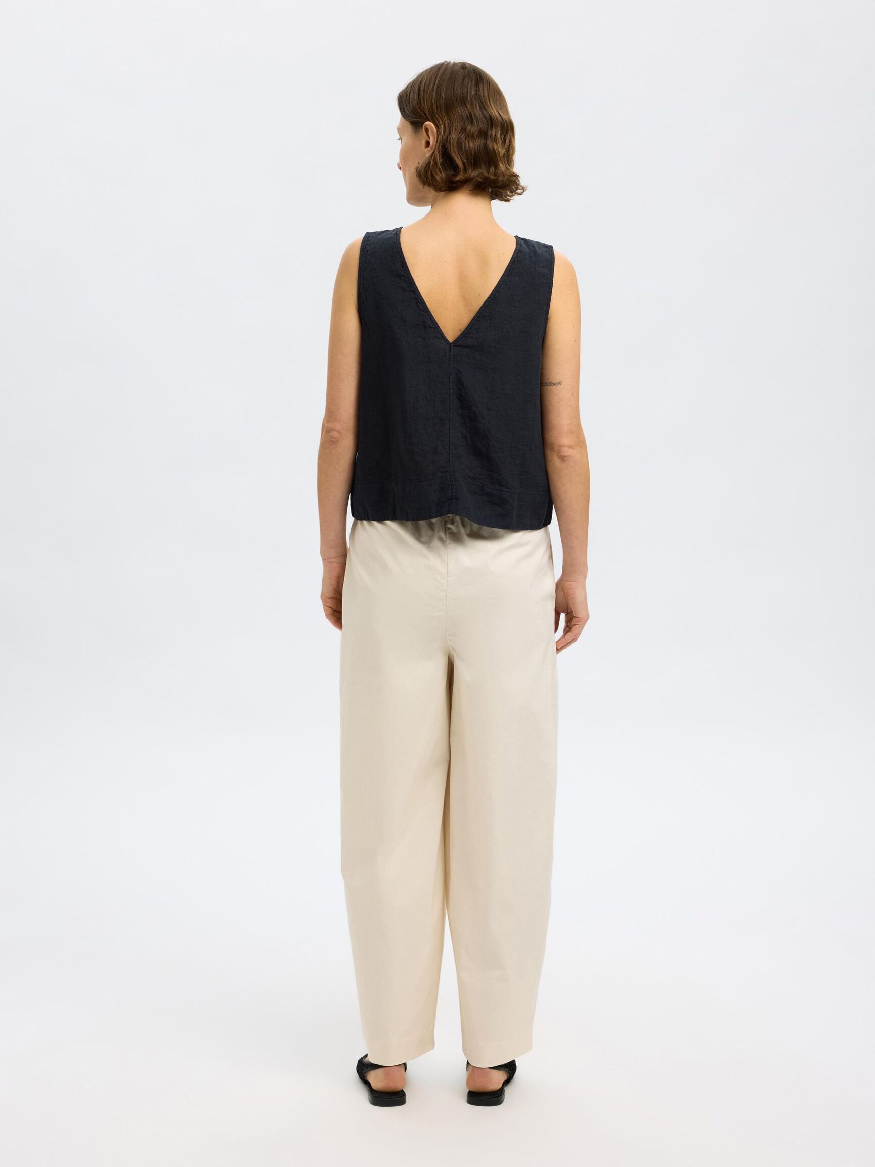 100% LIN VENDBAR TOPP, Black, highres