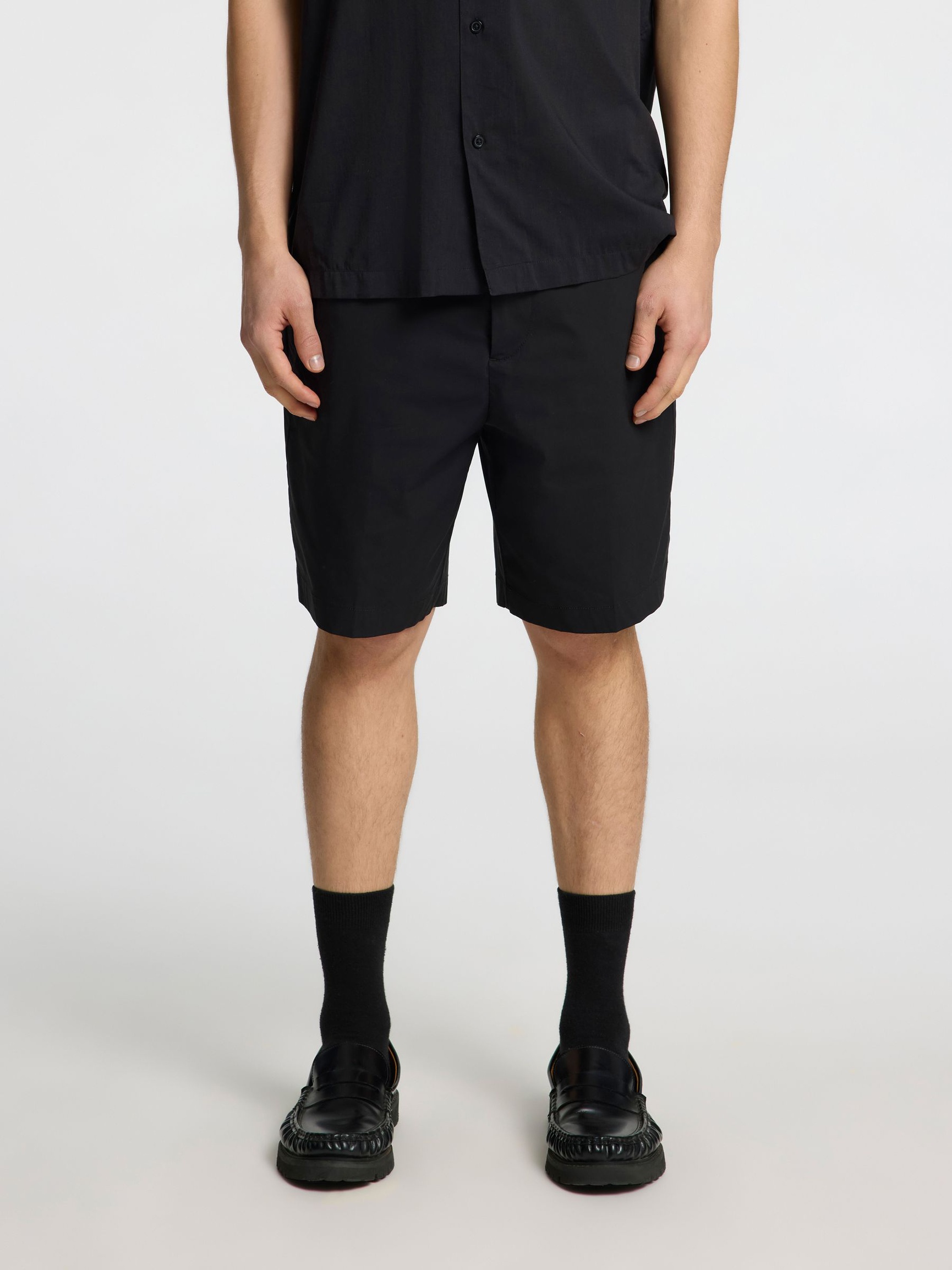 REGULAR FIT CHINO SHORTS, Black, highres
