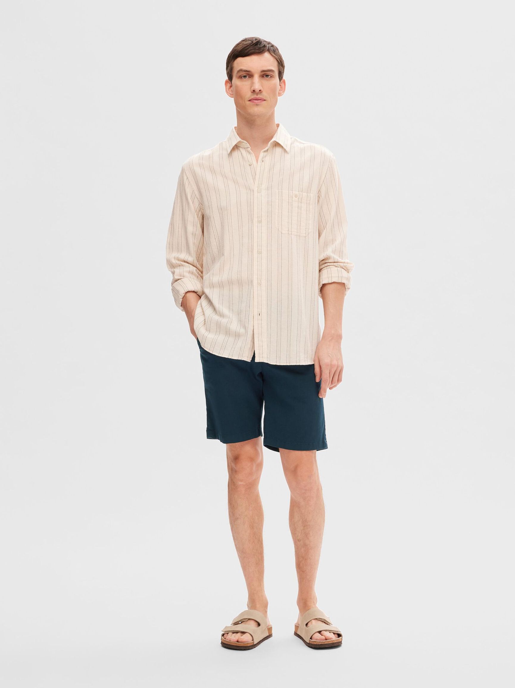 SLIM-FIT CHINO SHORTS, Sky Captain, highres