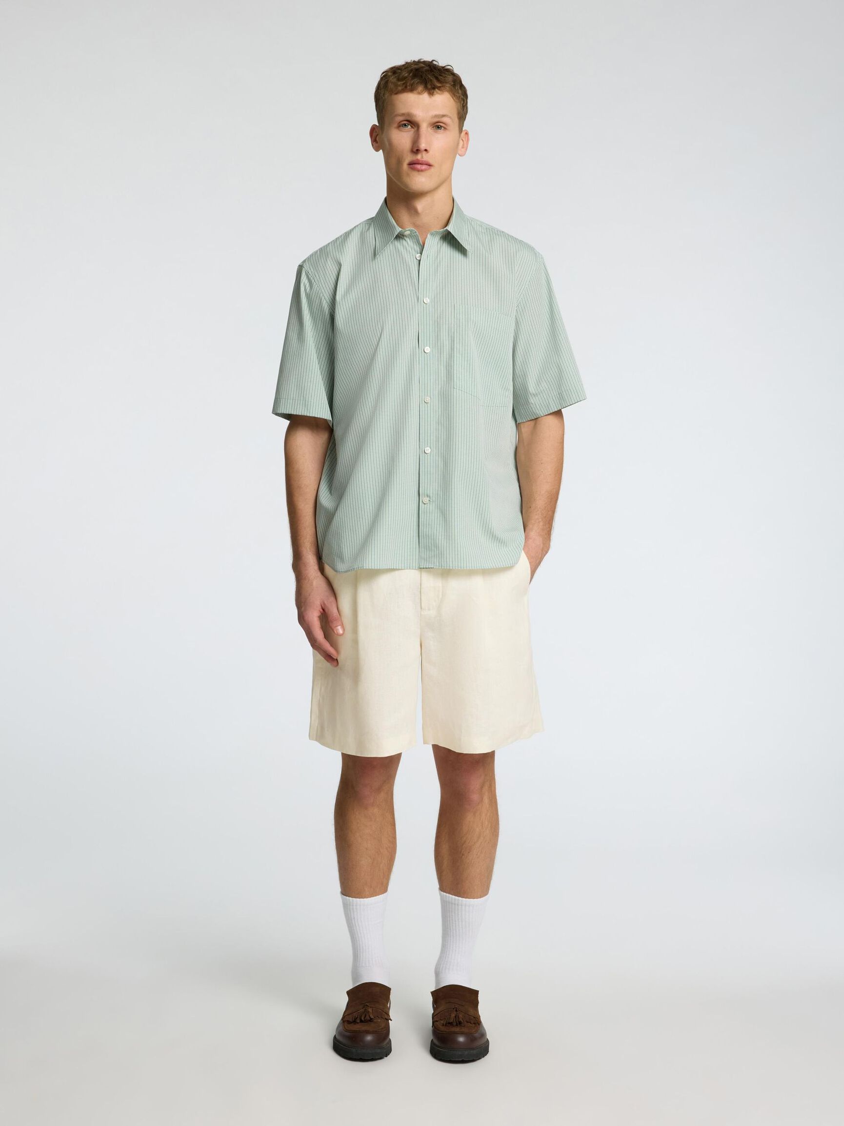 100% HØR BERMUDA SHORTS, Egret, highres