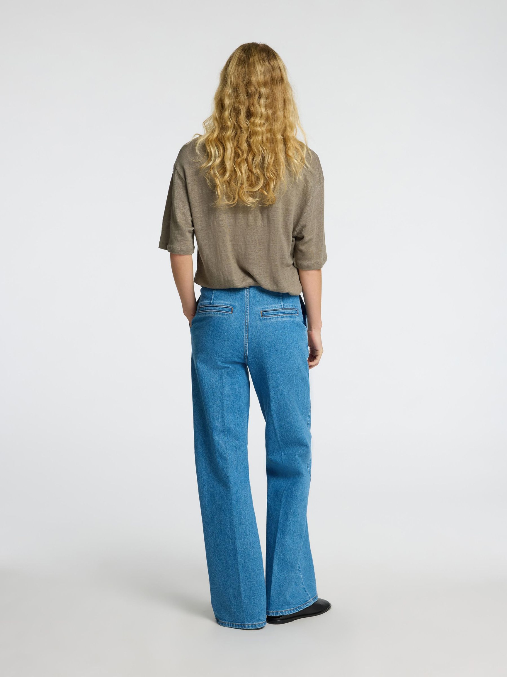 LINNEN T-SHIRT, Vetiver, highres