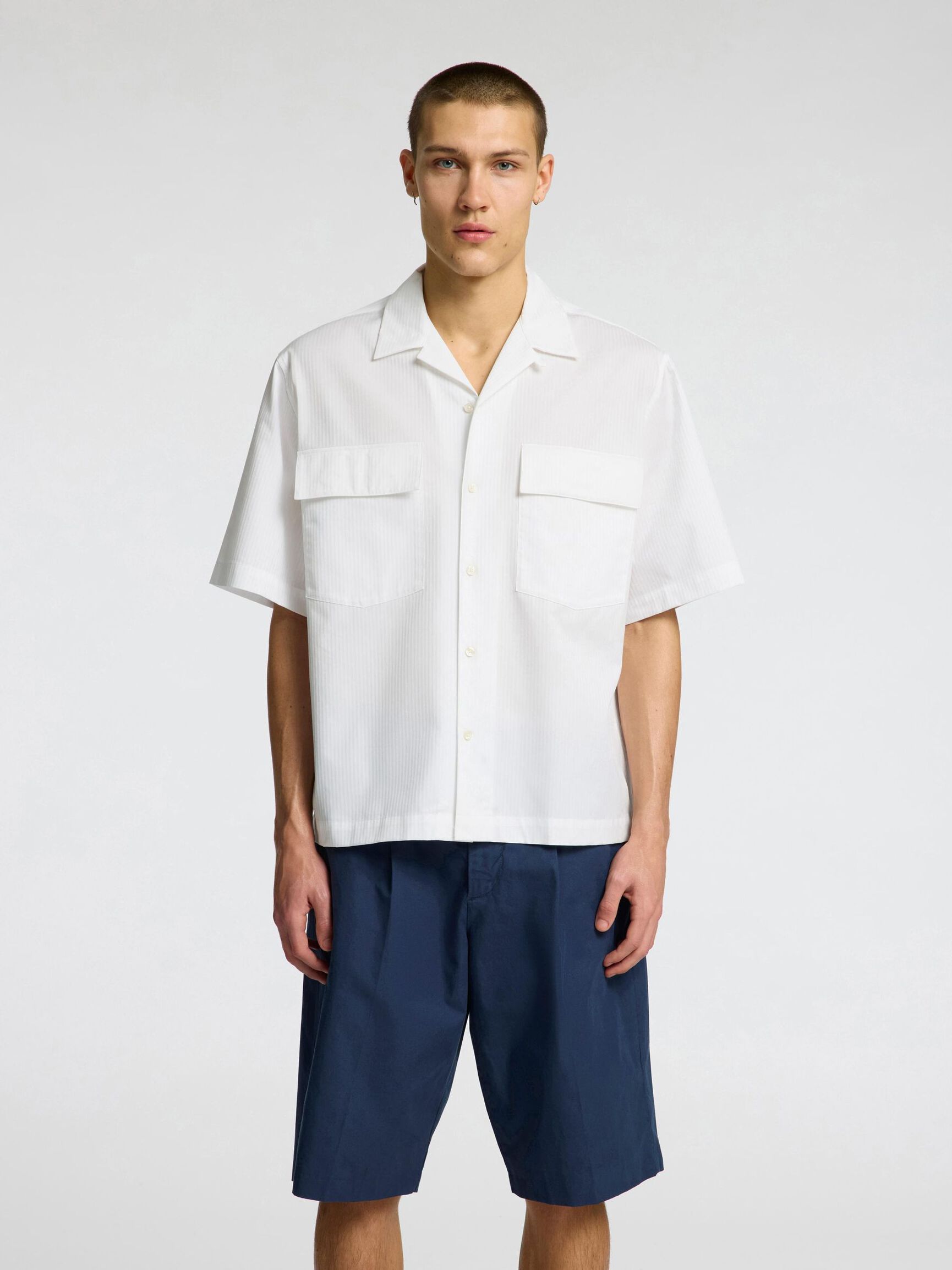 BOXY FIT SHORT SLEEVED SHIRT, White, highres