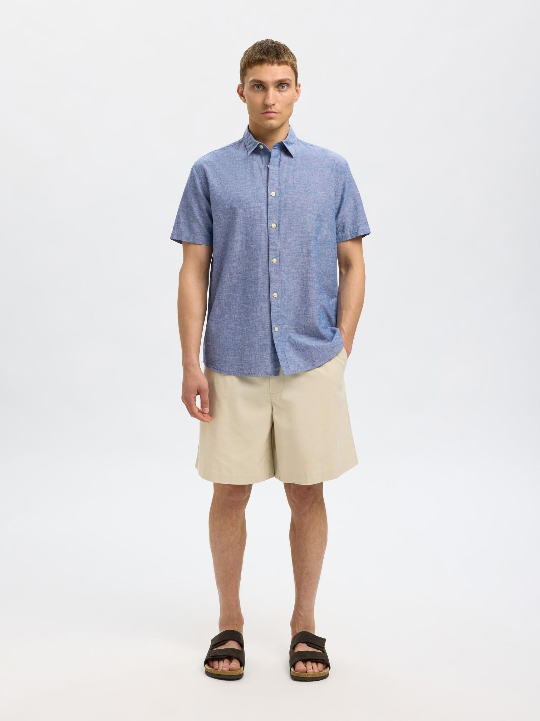 CLASSIC SHORT SLEEVED SHIRT, Medium Blue Denim, highres