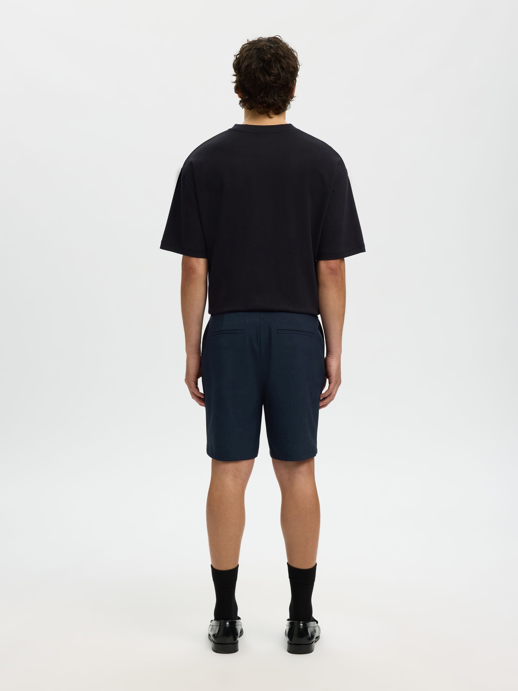 REGULAR FIT CHINO SHORTS, Dark Sapphire, highres