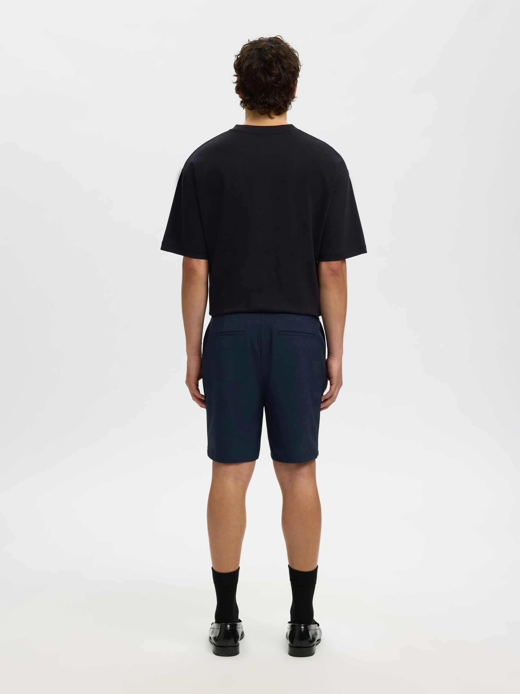 REGULAR FIT CHINO SHORTS, Dark Sapphire, highres