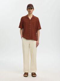 REGULAR FIT SHORT SLEEVED SHIRT, Cherry Mahogany, highres