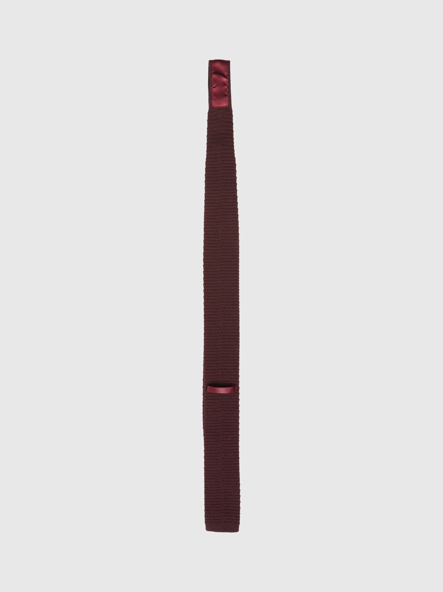 KNITTED  TIE, Syrah, highres