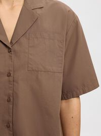 KORTÄRMAD CROPPAD SKJORTA, Coca Mocha, highres