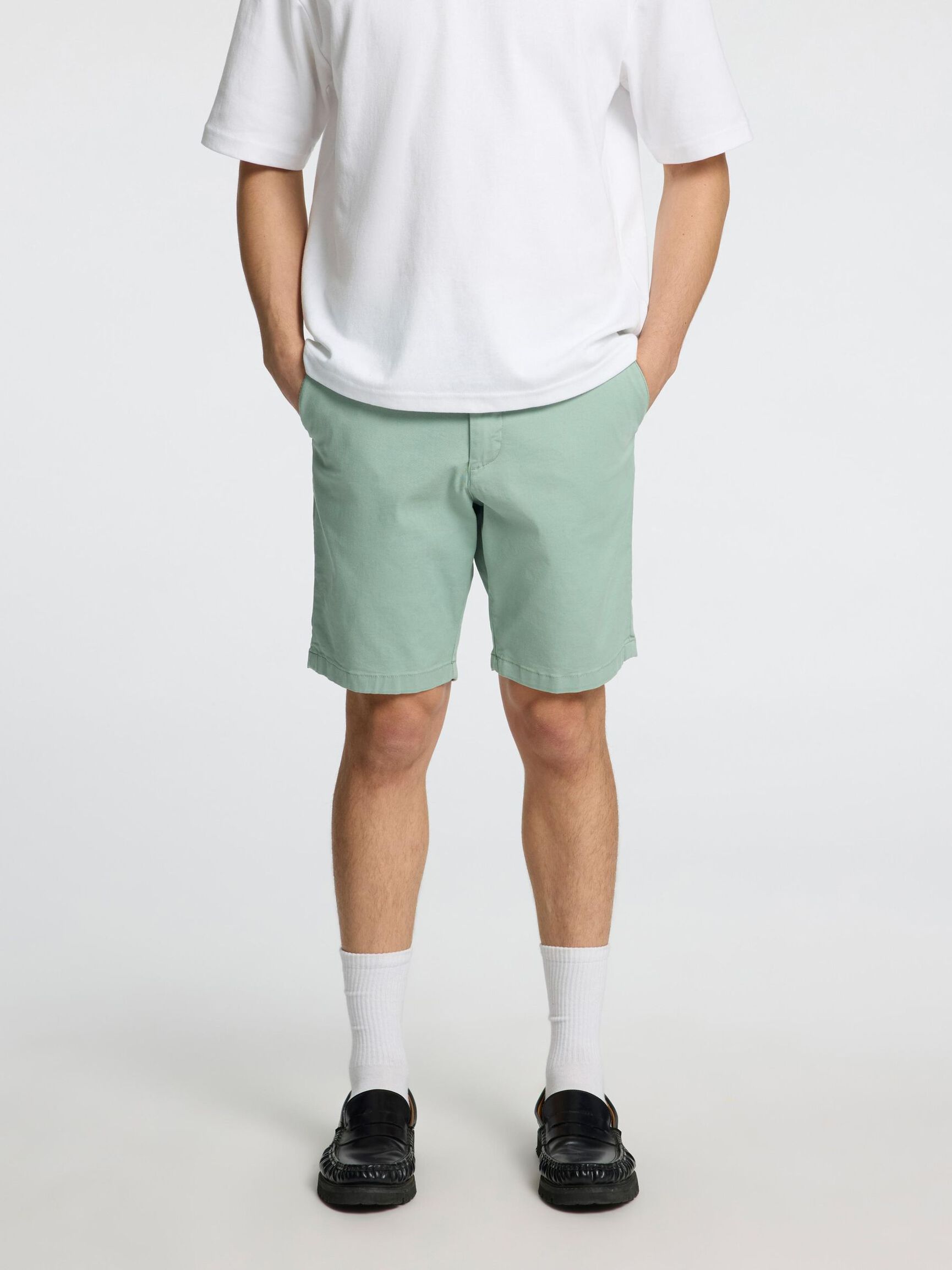 CORTE SLIM SHORTS CHINOS, Iceberg Green, highres