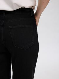 BLACK STRAIGHT FIT JEANS, Black, highres