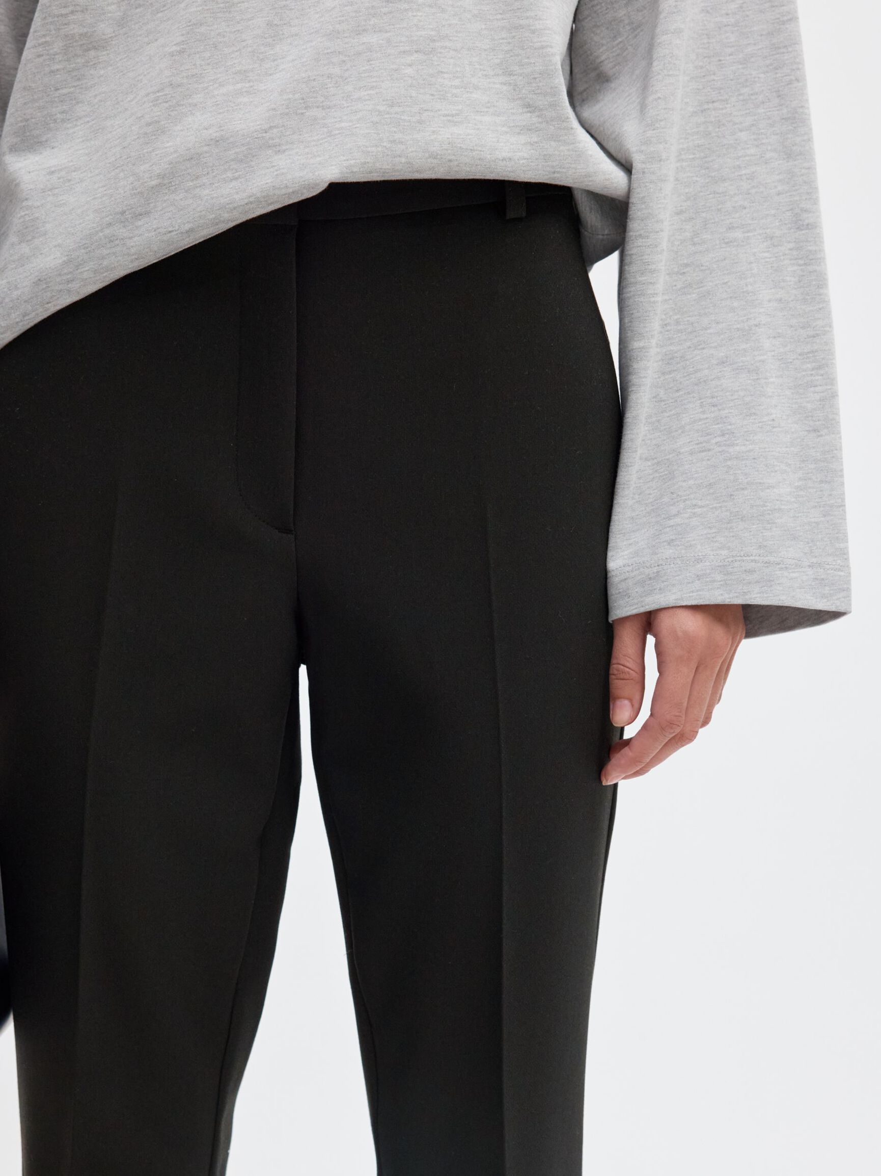 TAILLE MI-HAUTE PANTALON À PATTES D’EPH, Black, highres