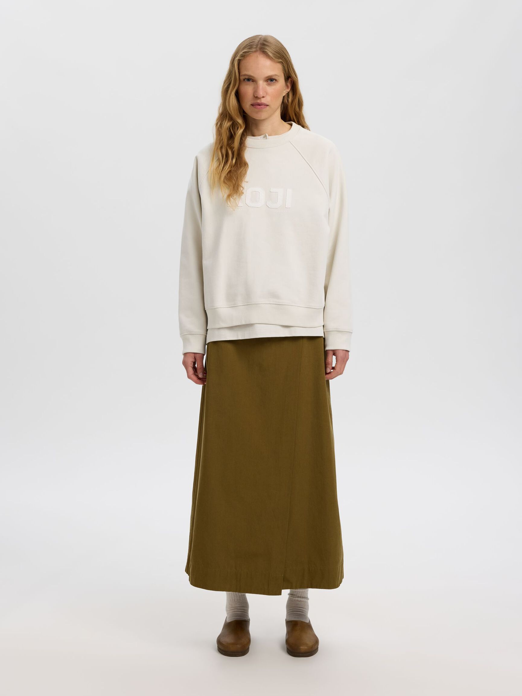 ORGANIC COTTON LONG SLEEVED SWEATSHIRT, Silver Birch, highres