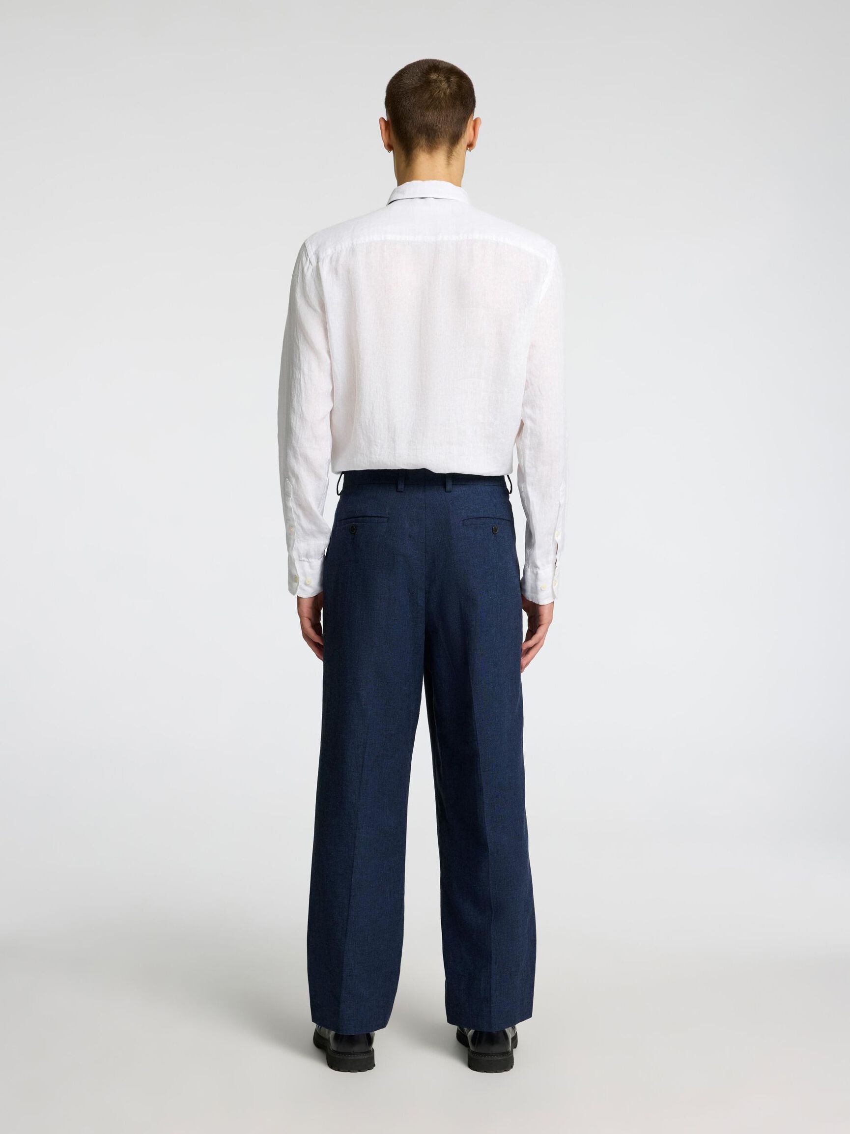 TAILORED LINEN BLEND LOOSE-FIT TROUSERS, Outer Space, highres