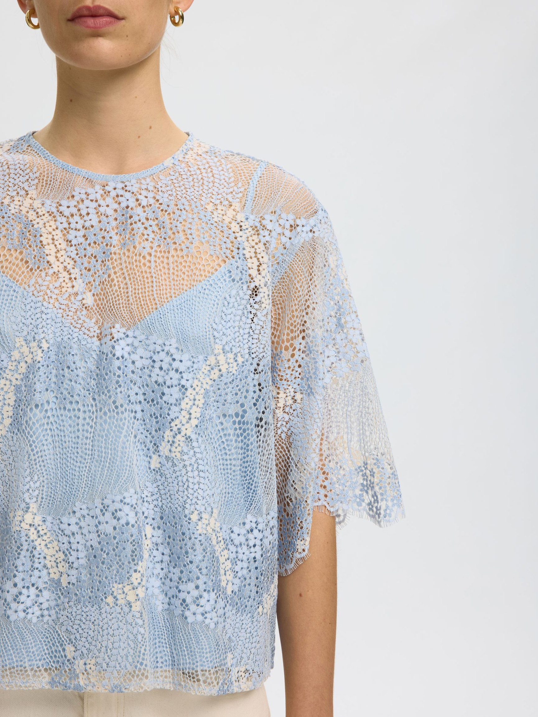 BLONDE KORT TOP, Cashmere Blue, highres