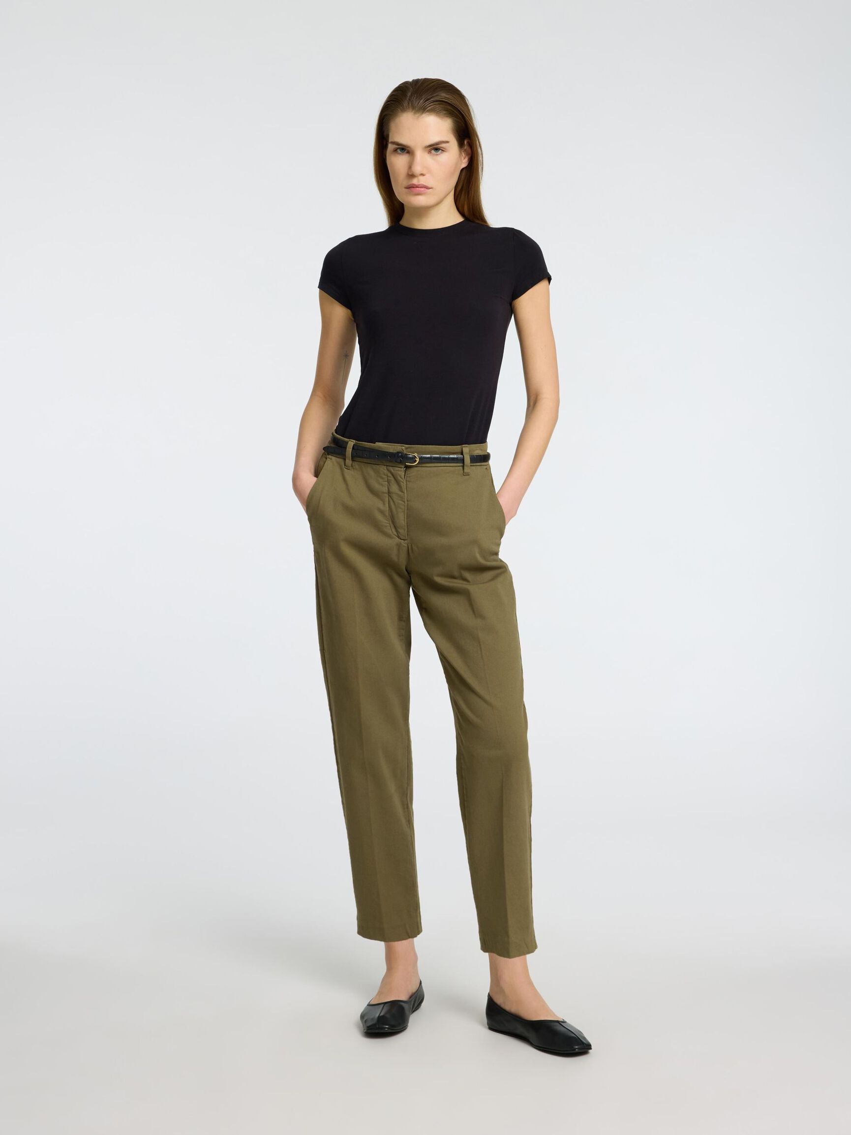 CROPPED TAPERED TROUSERS, Kalamata, highres