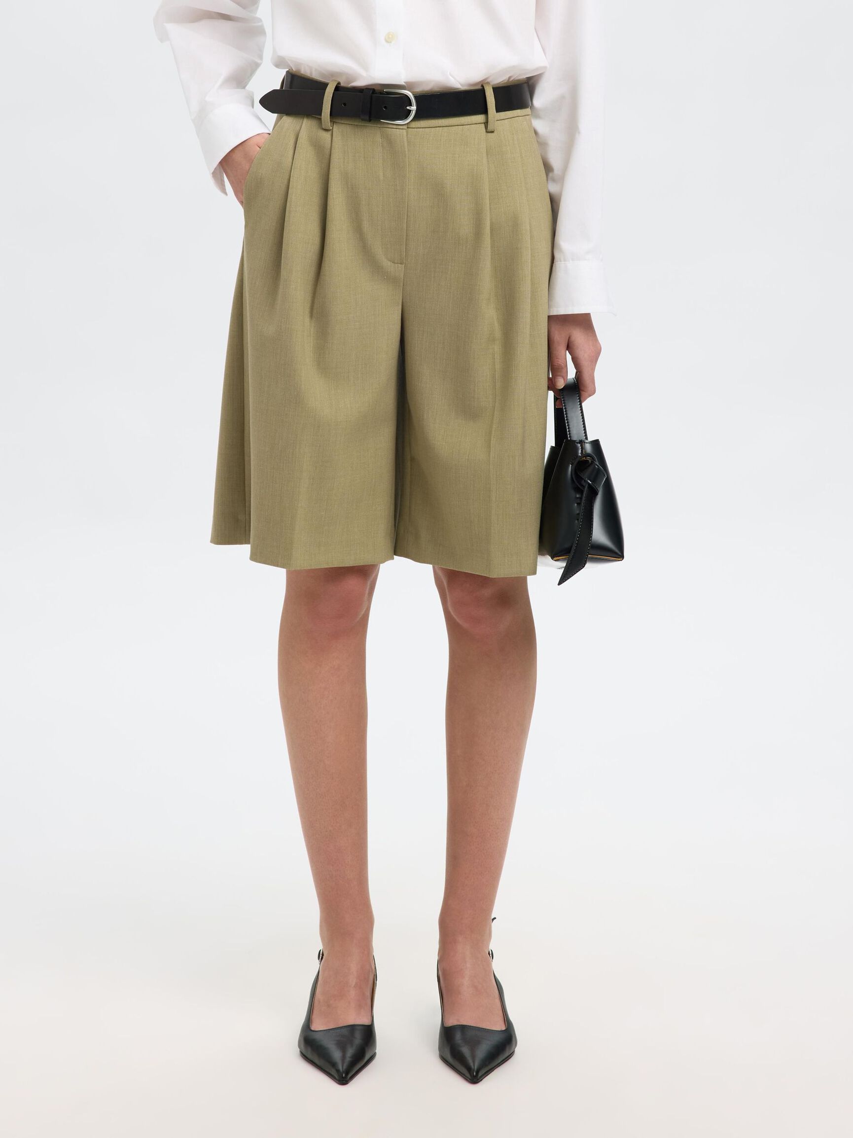 TAILORED BERMUDA SHORTS, Slate Green, highres