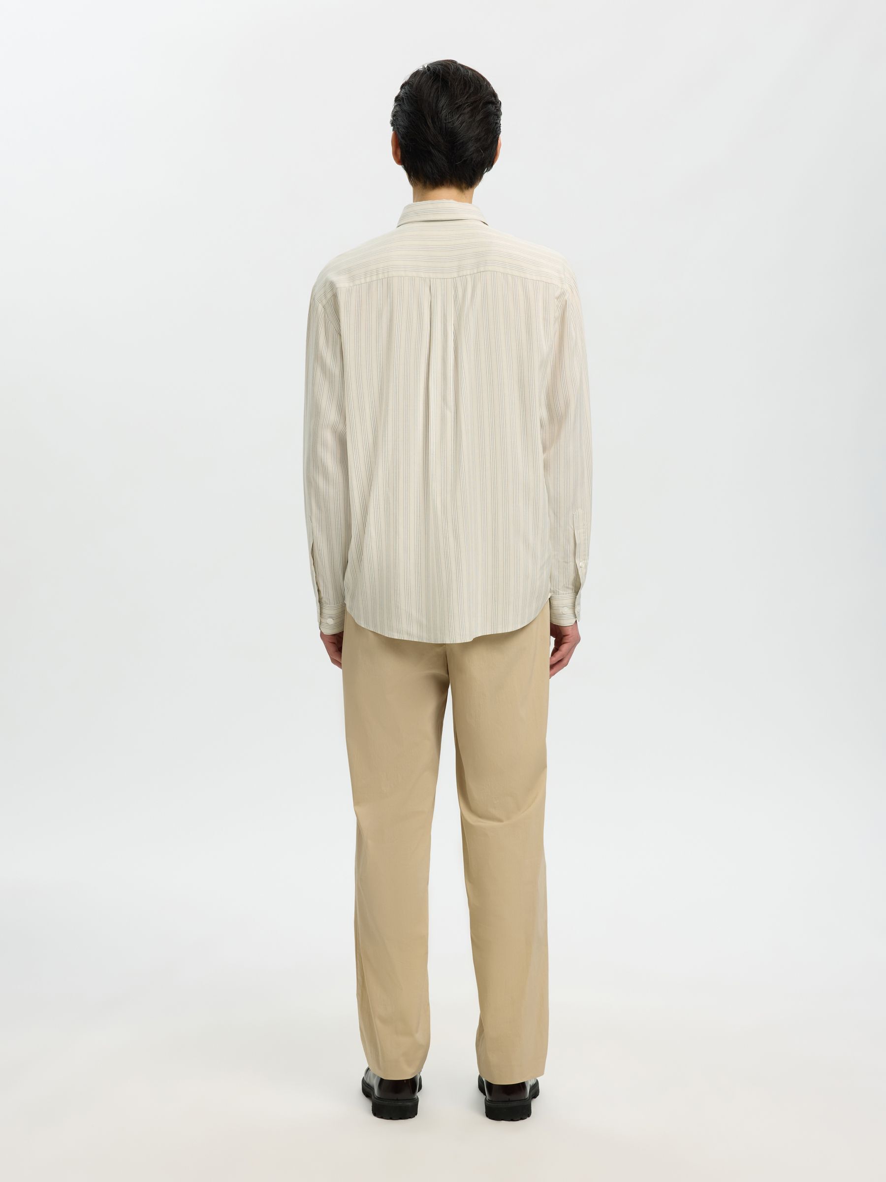 RELAXED FIT LONG SLEEVED SHIRT, White Pepper, highres